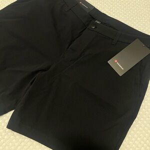 NWT men’s lululemon WovenAir 7” shorts